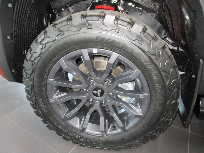 2023 Mitsubishi Triton Xtreme