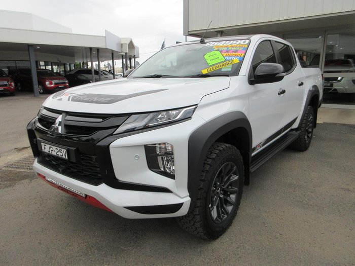 2023 Mitsubishi Triton Xtreme