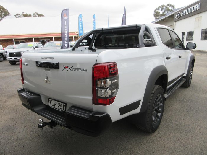 2023 Mitsubishi Triton Xtreme