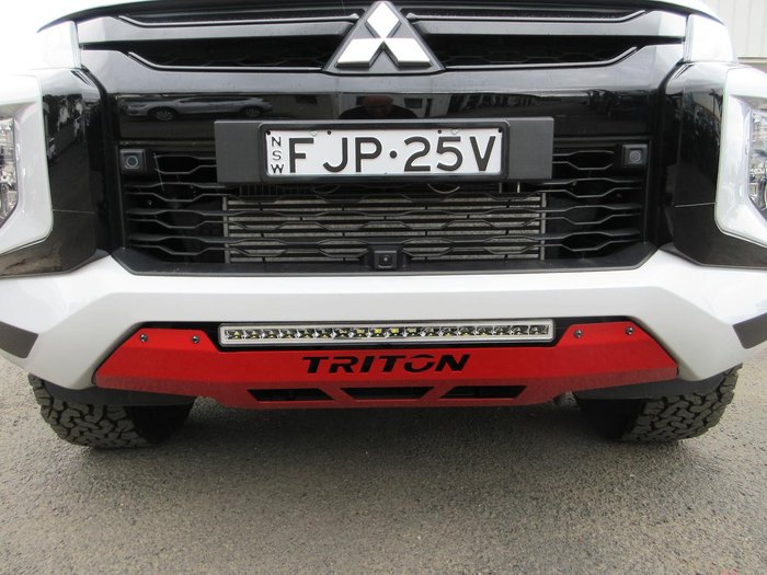 2023 Mitsubishi Triton Xtreme
