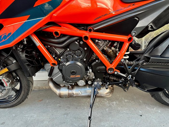2020 KTM 1290 Super Duke R Super Duke Orange