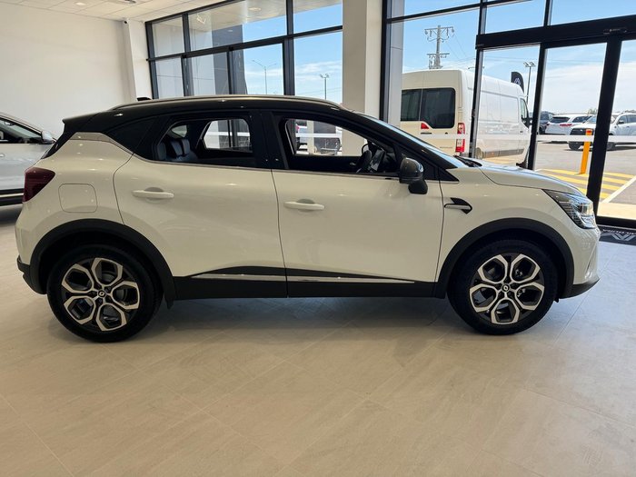 2023 Renault Captur Intens