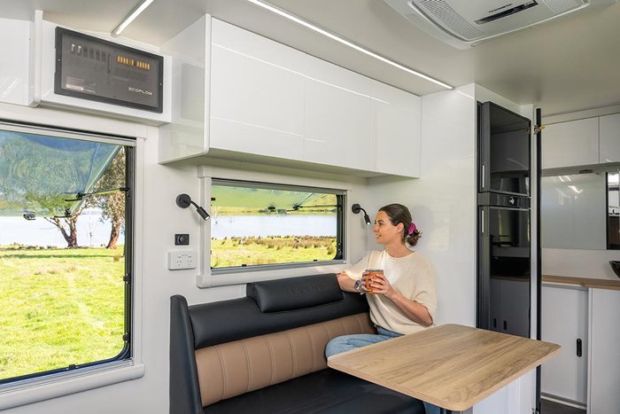 2024 Legend Trackline Hybrid 2024 - Was $112 000 - Now $99990