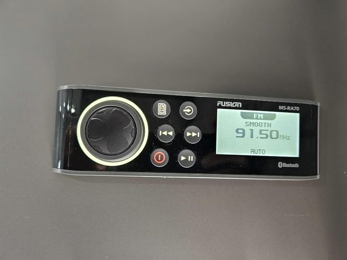 2024 Retreat Daydream 210C