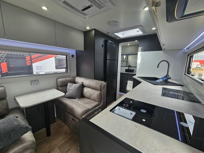 2024 Retreat Daydream 210C