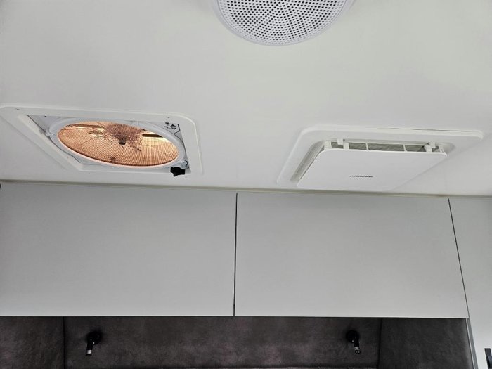 2024 Retreat Daydream 210C