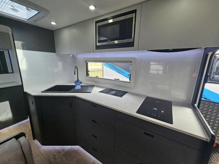 2024 Retreat Daydream 210C