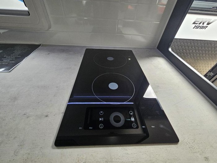 2024 Retreat Daydream 210C