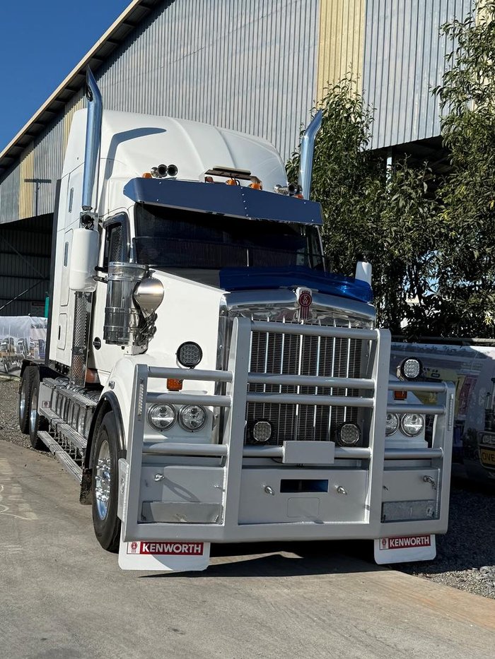 2023 Kenworth T610 SAR