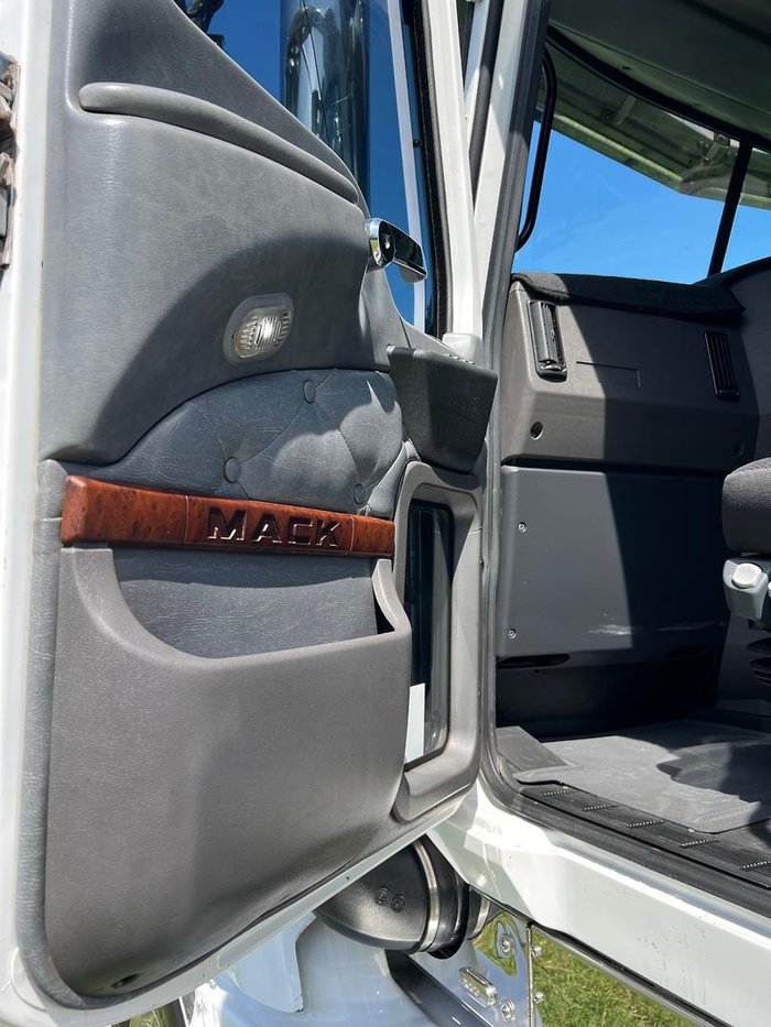 2018 Mack Super Liner **130t GCM - CHOICE OF TWO** White
