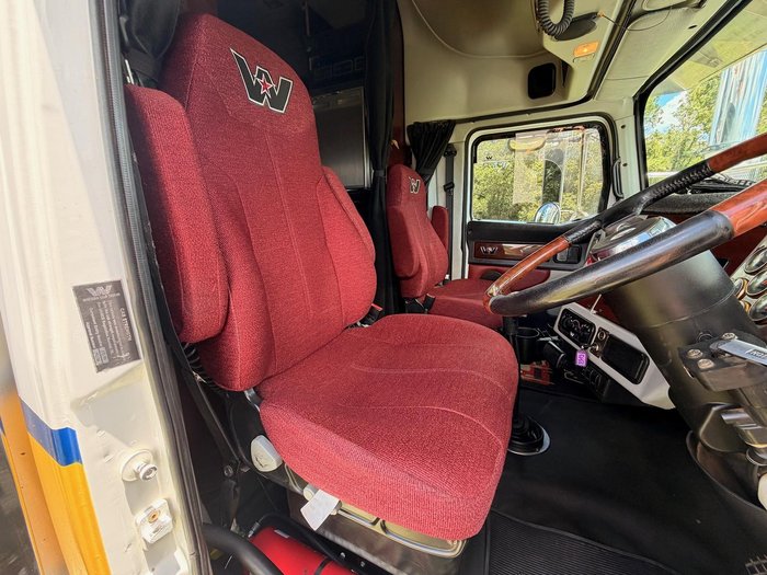 2014 Western Star 6964 NEW X15 CRATE ENGINE