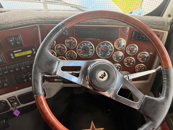 2014 Western Star 6964 NEW X15 CRATE ENGINE White