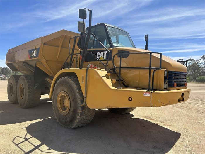2007 Caterpillar 740