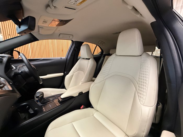 2019 Lexus UX200 Luxury 2.0L Petrol Auto CVT SUV