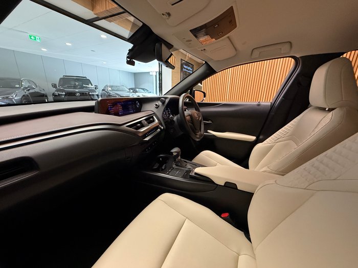 2019 Lexus UX200 Luxury 2.0L Petrol Auto CVT SUV