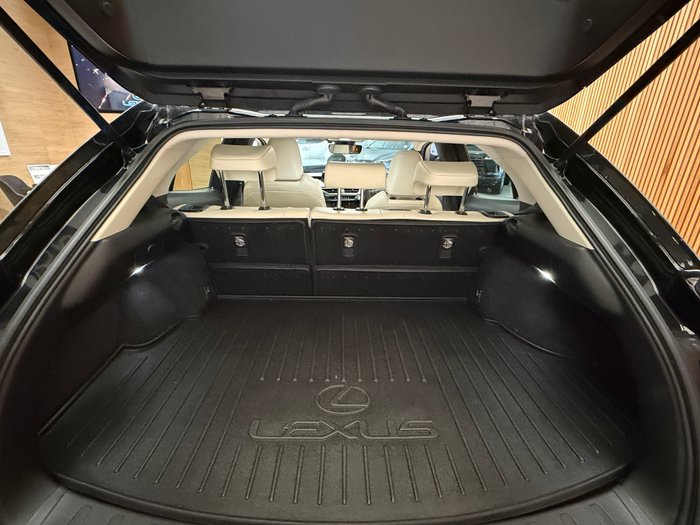 2019 Lexus UX200 Luxury 2.0L Petrol Auto CVT SUV