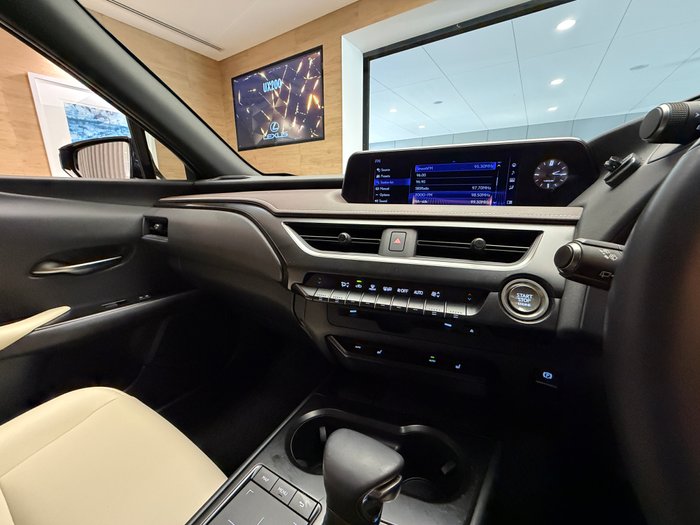 2019 Lexus UX200 Luxury 2.0L Petrol Auto CVT SUV