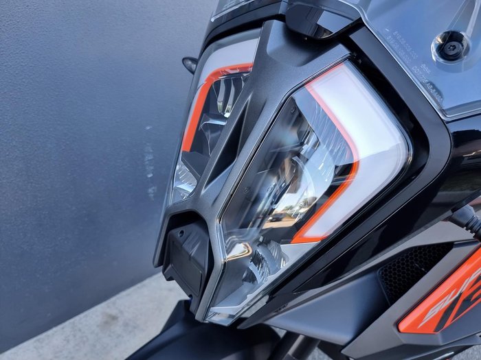 2023 KTM 1290 Super Adventure S Super Adventure Orange