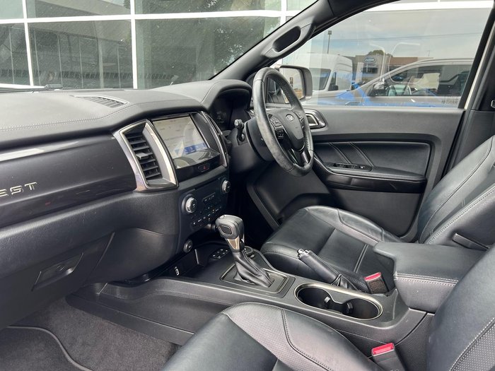 2020 Ford Everest Titanium