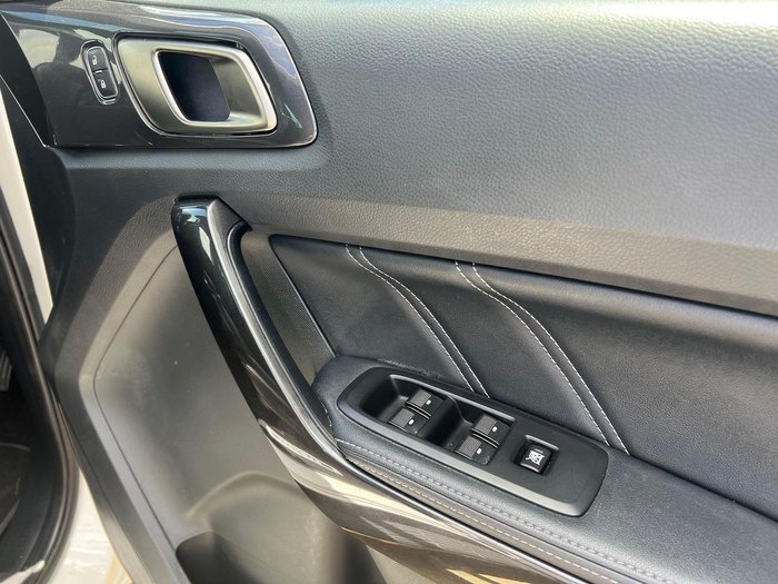 2020 Ford Everest Titanium