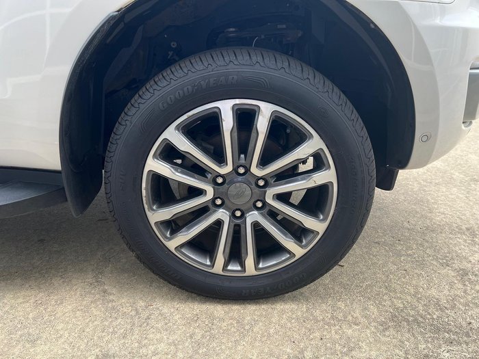 2020 Ford Everest Titanium