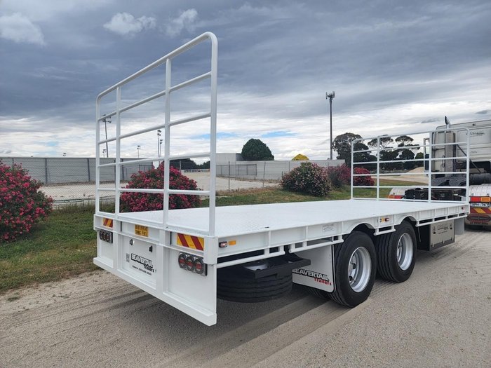 2025 Beavertail Tandem Axle Pig Trailer