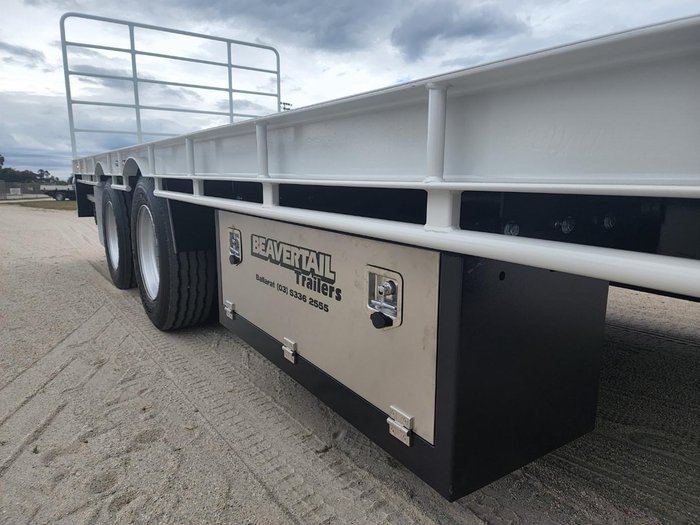 2025 Beavertail Tandem Axle Pig Trailer