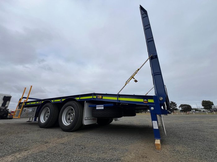 2025 Beavertail Tandem Axle Pig Trailer