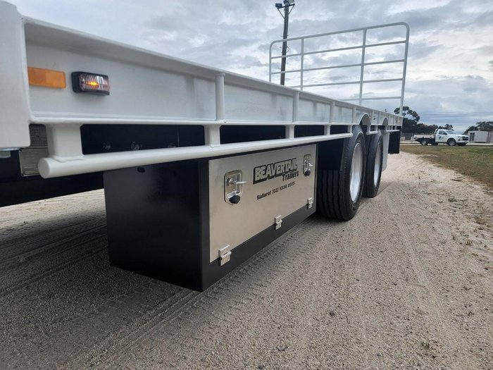 2025 Beavertail Tandem Axle Pig Trailer