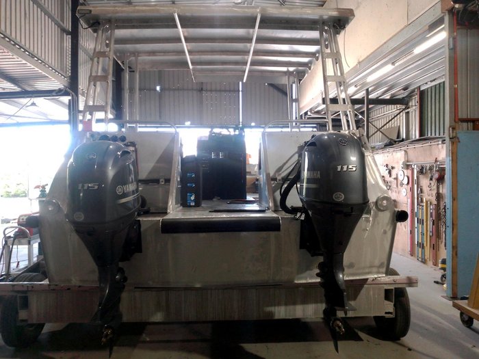 2023 COMMERCIAL Workboat