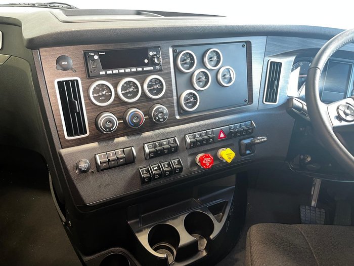 2024 Western Star 600Hp Auto With 36 And 48 Inch Bunk Options 106T 48X X-Series