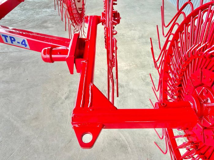 0 TATU Tp4 Hay Rake New RED