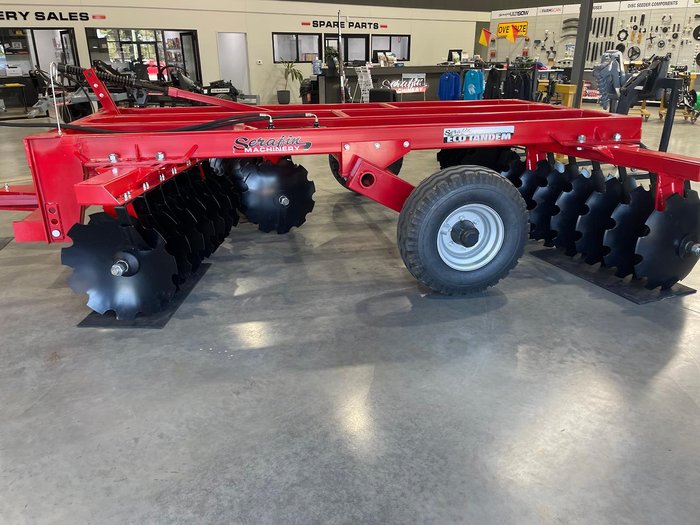 0 SERAFIN ECO TANDEM 28 PLATE DISC PLOUGH NEW RED