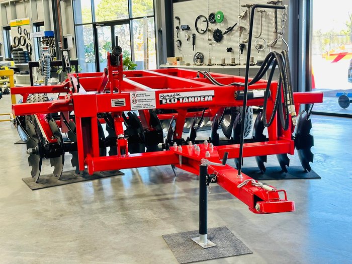 0 SERAFIN ECO TANDEM 28 PLATE DISC PLOUGH NEW RED