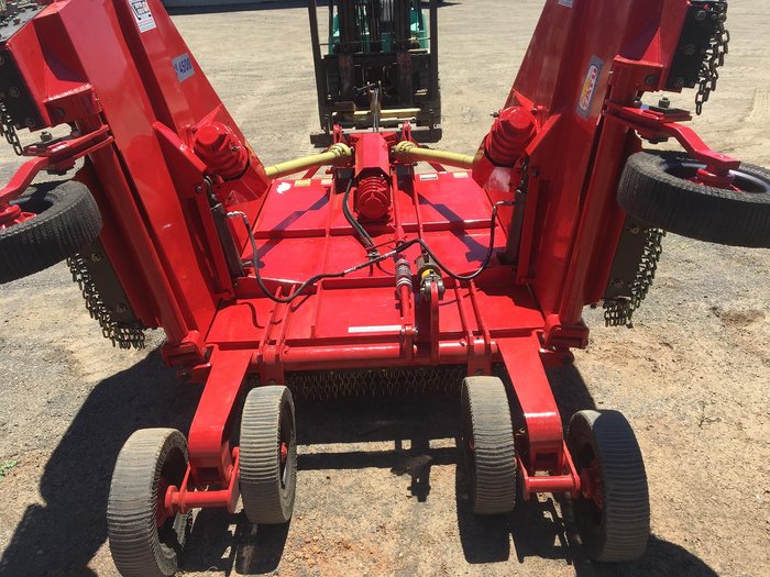 0 Tatu Rc2 4500 Heavy Duty Trailing Folding Slasher RED