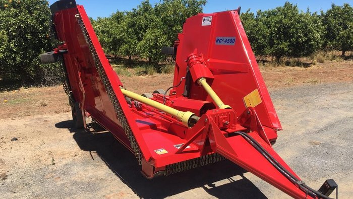 0 TATU RC2 4500 HEAVY DUTY TRAILING FOLDING SLASHER RED