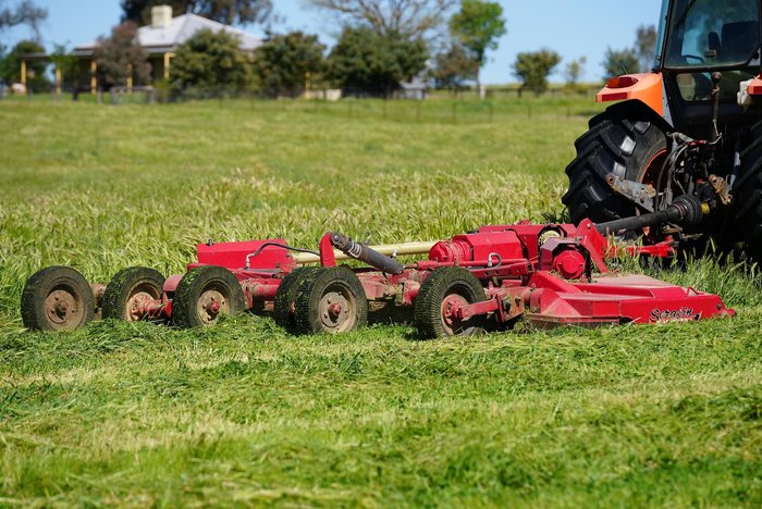 0 TATU RC2 4500 HEAVY DUTY TRAILING FOLDING SLASHER RED