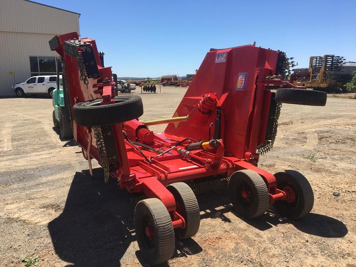 0 Tatu Rc2 4500 Heavy Duty Trailing Folding Slasher RED