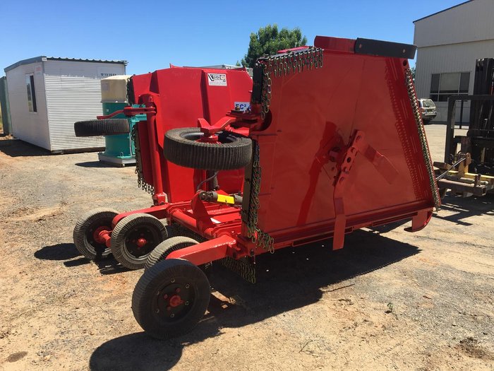 0 Tatu Rc2 4500 Heavy Duty Trailing Folding Slasher RED