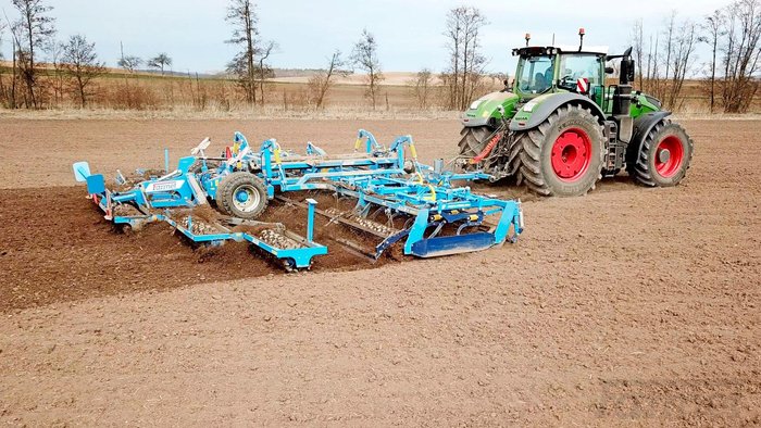 0 Farmet Kompactomat K 600 Ps Pre-Sowing Cultivator RED
