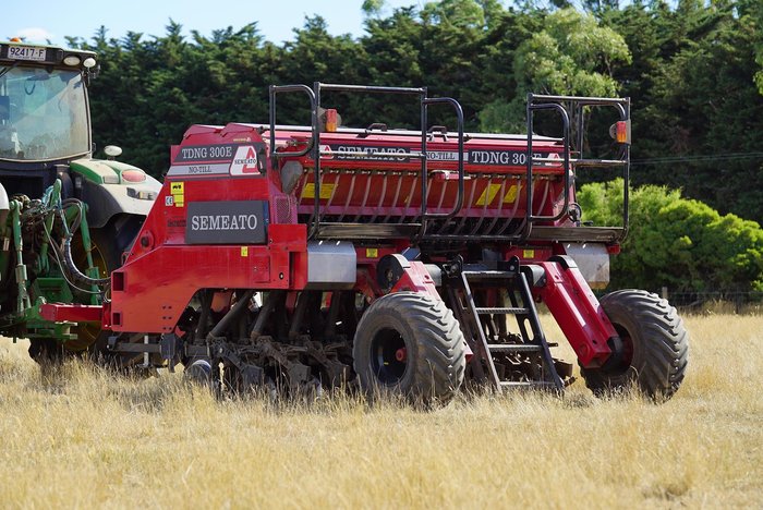 0 Semeato Tdng 300E Double Disc Seeder New - In Stock Now RED