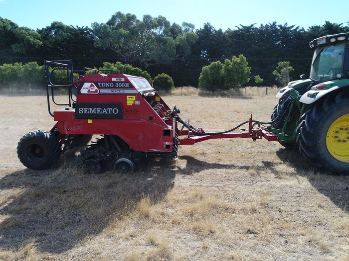 0 Semeato Tdng 300E Double Disc Seeder New - In Stock Now RED