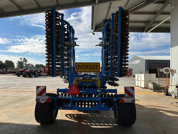 2024 Farmet Softer 8Ps Trailing Linkage Speed Disc +V Roller Ex Demo BLUE