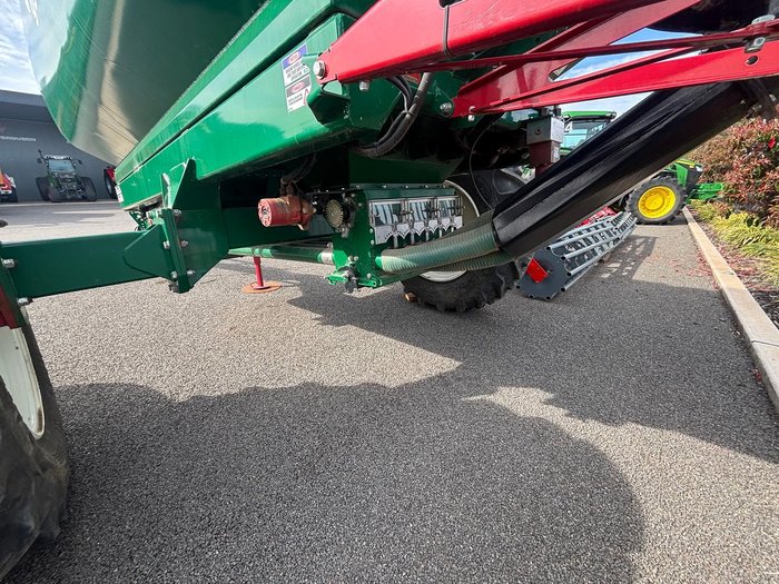 0 JANKE 9000L AIR MASTER TRAILING AIR CART