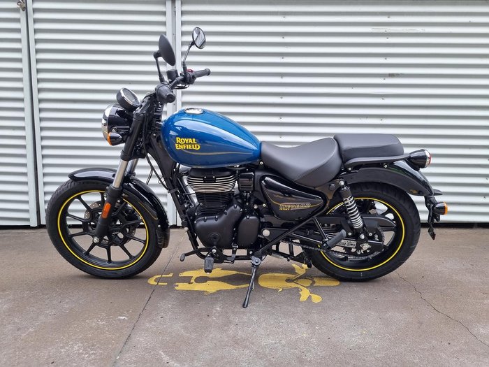 2023 Royal Enfield Meteor 350 Fireball Meteor Blue