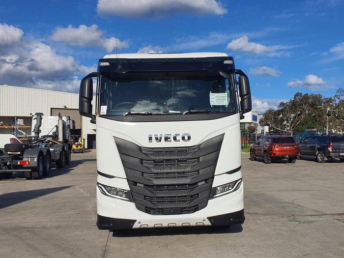 2023 Iveco S-Way AS700 WHITE
