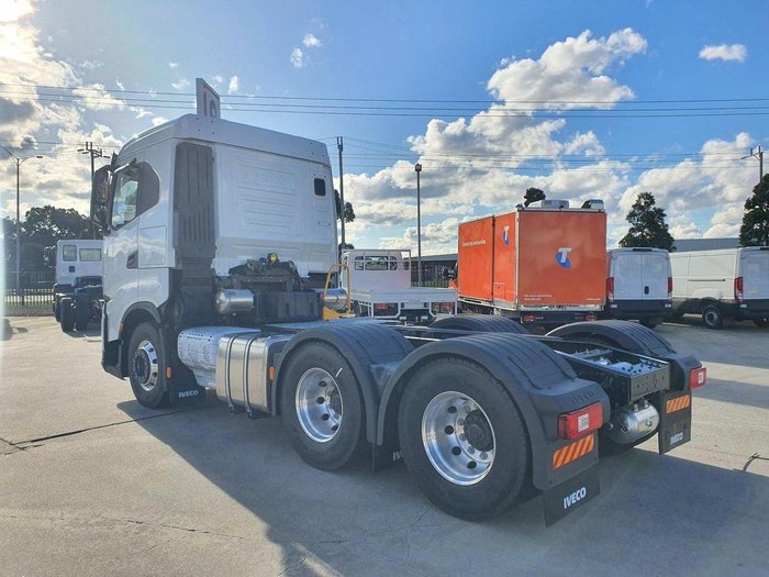 2023 Iveco S-Way AS700 WHITE