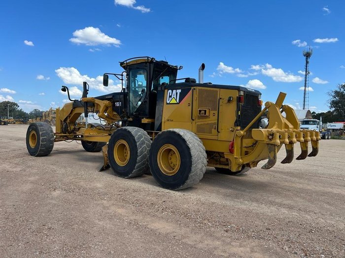 2011 Caterpillar 16M 