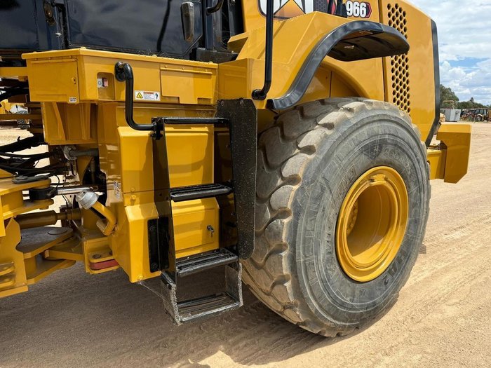 2011 Caterpillar 966K