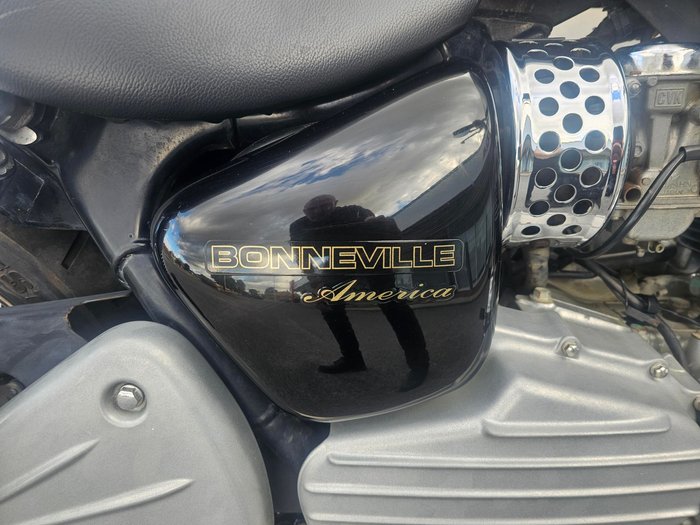 2002 Triumph America Black